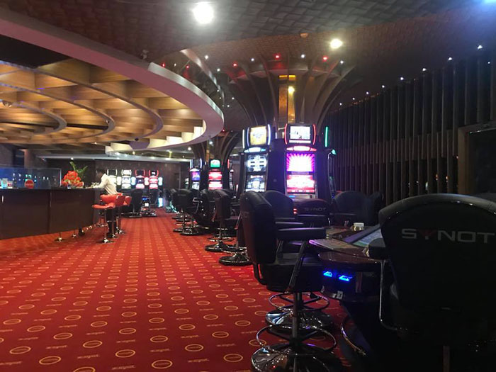 Poker club can tho.jpg